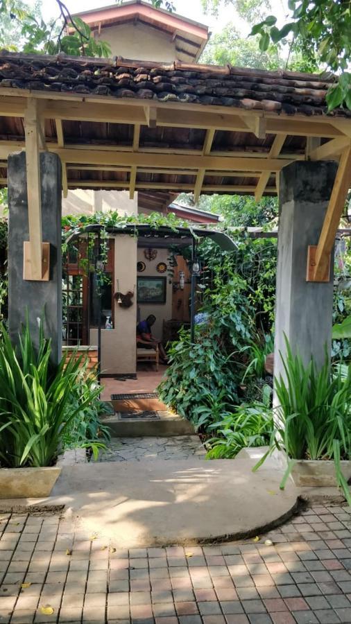 Veraima Kandy Exterior foto