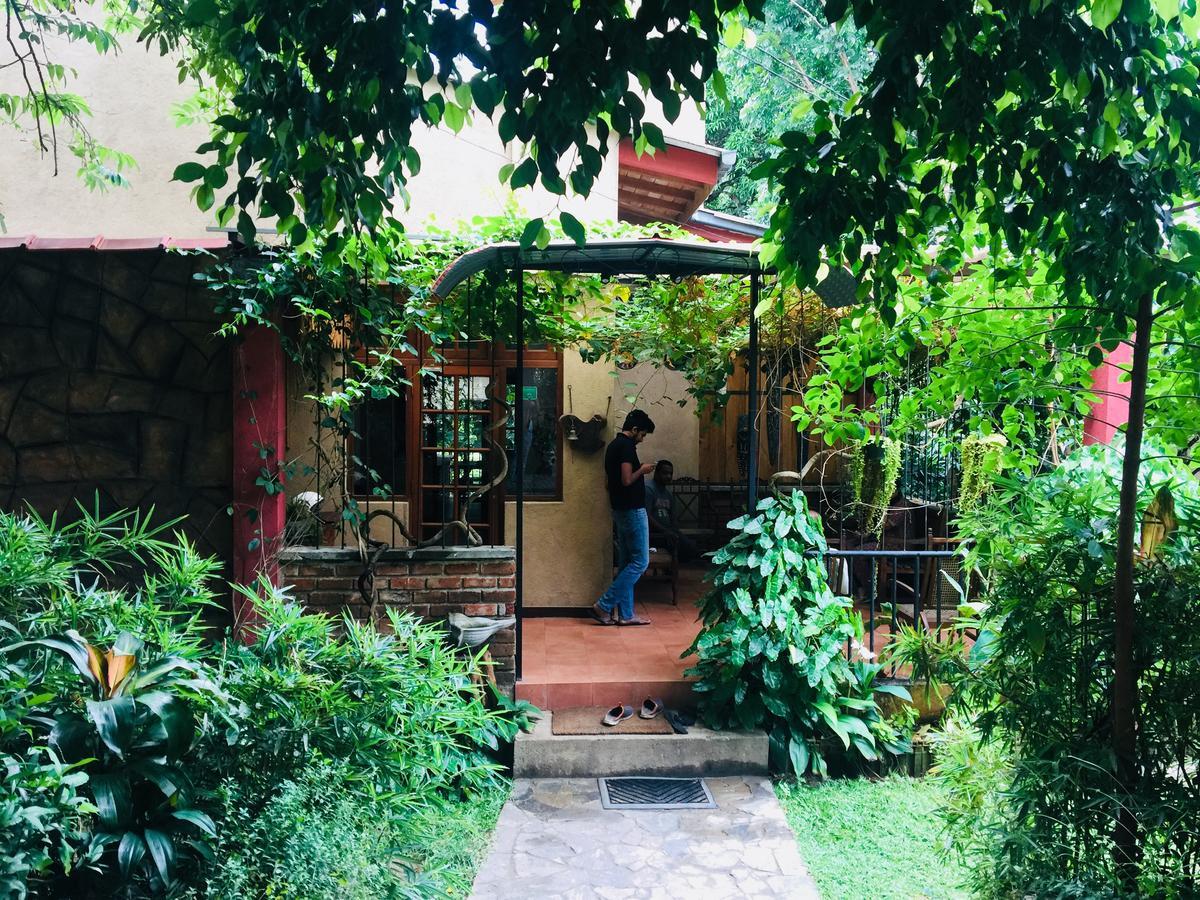 Veraima Kandy Exterior foto